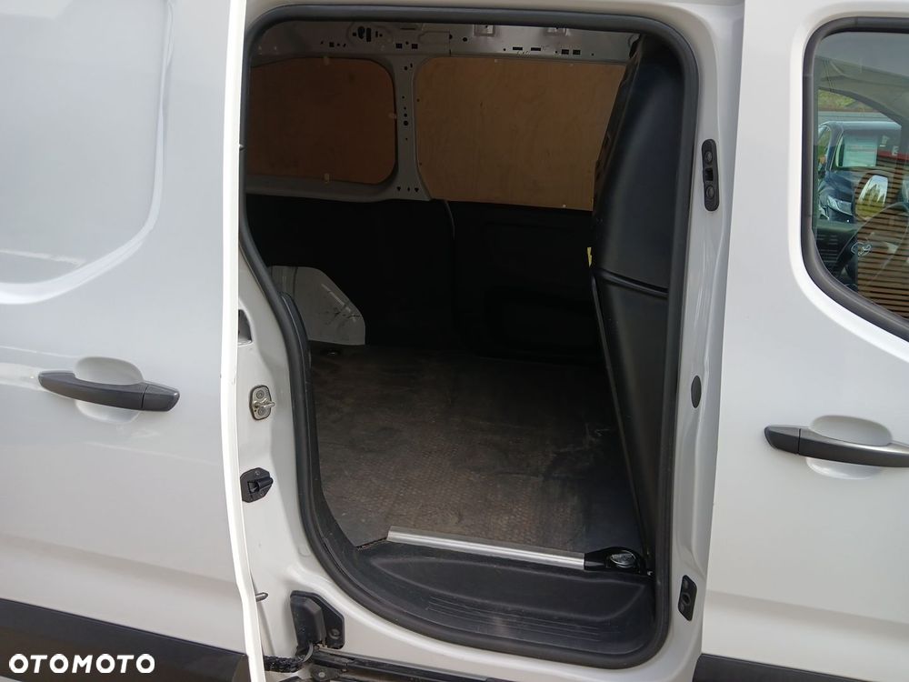 Toyota PROACE CITY - 11