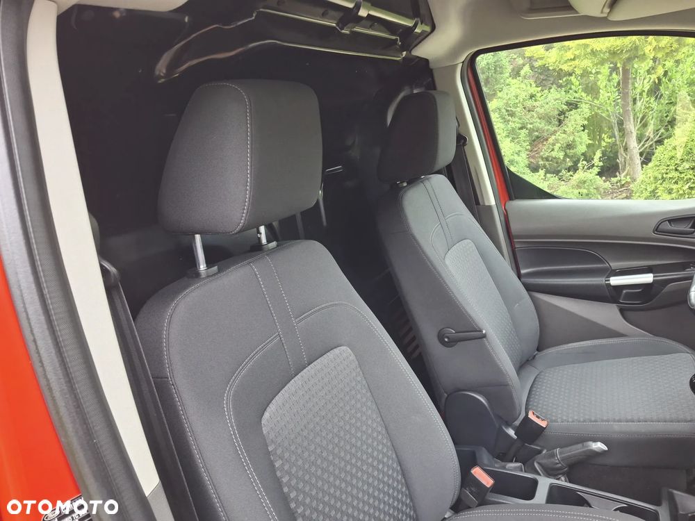 Ford TRANSIT CONNECT TREND - 16