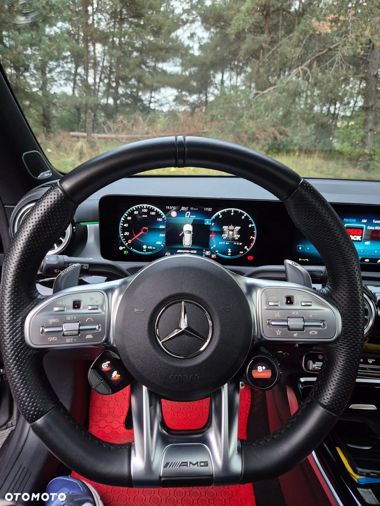 Mercedes-Benz CLA AMG 35 4-Matic 7G-DCT - 23