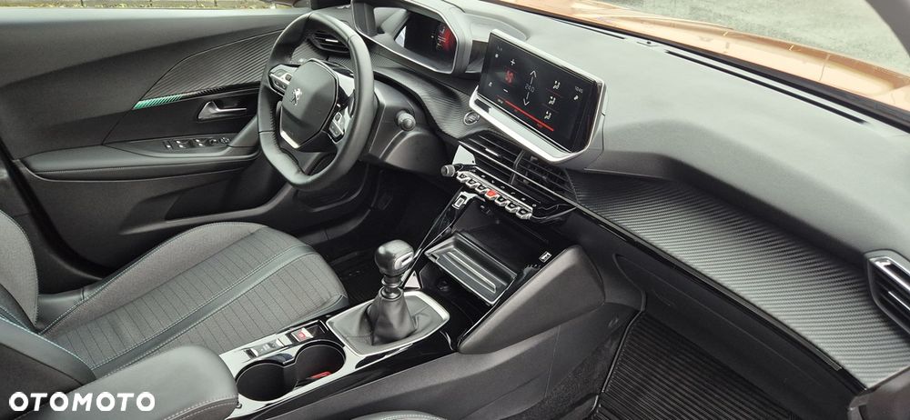 Peugeot 2008 PureTech 130 Allure - 6