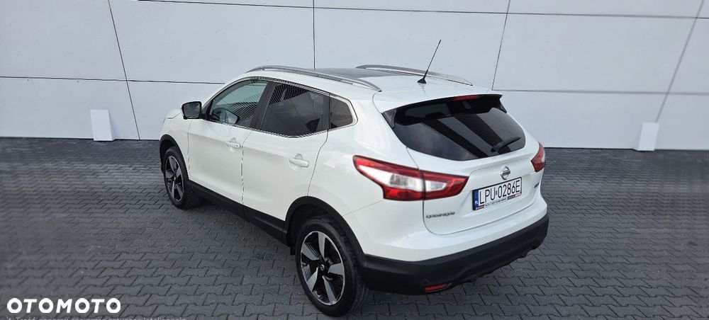 Nissan Qashqai 1.5 dCi DPF 360 - 16