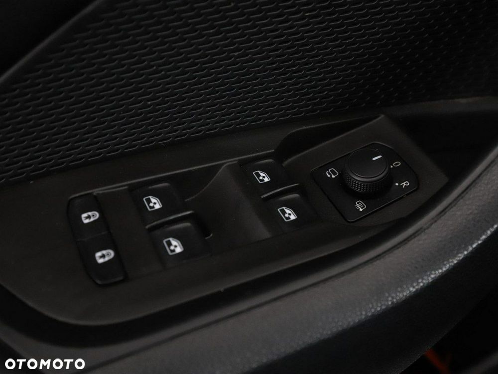 Skoda Octavia 2.0 TDI DSG Ambition - 40