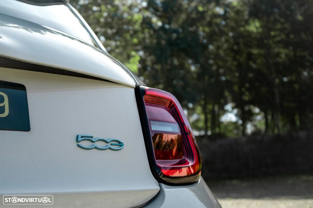 Fiat 500e 42kWh ICON - 10