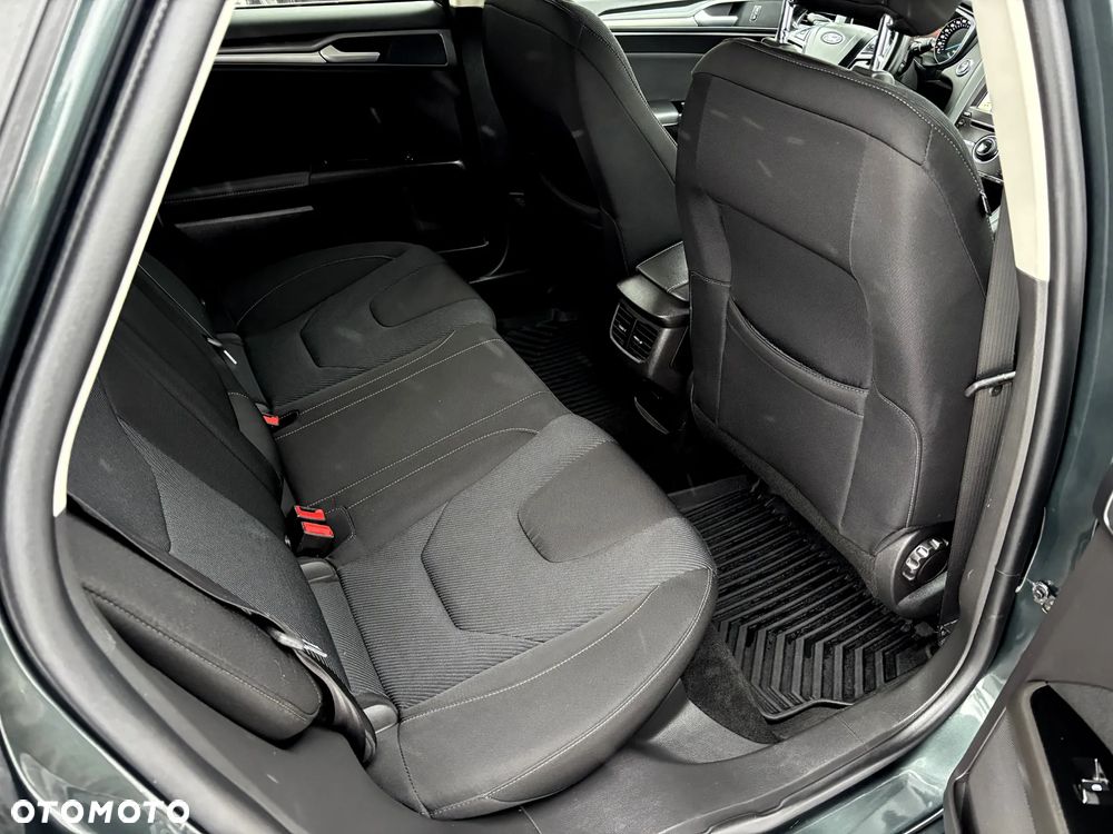 Ford Mondeo 2.0 TDCi Titanium - 17