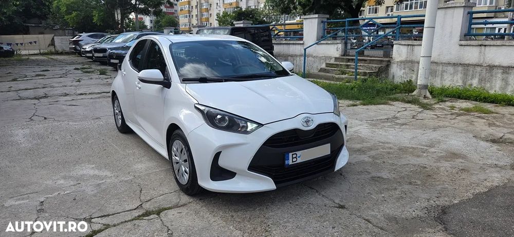 Toyota Yaris 1.0 L Eco - 1
