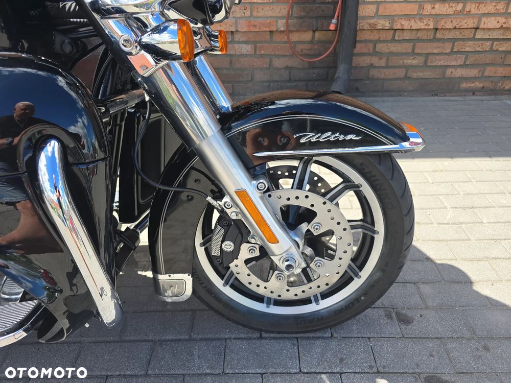 Harley-Davidson FLH Electra Glide - 6
