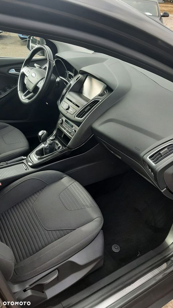 Ford Focus 2.0 TDCi Titanium ASS - 16