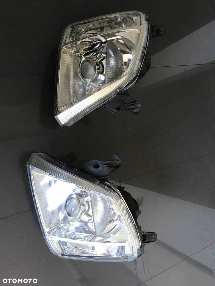 OPEL MERIVA A LAMPA LEWA PRAWA XENON 93321054 93321055