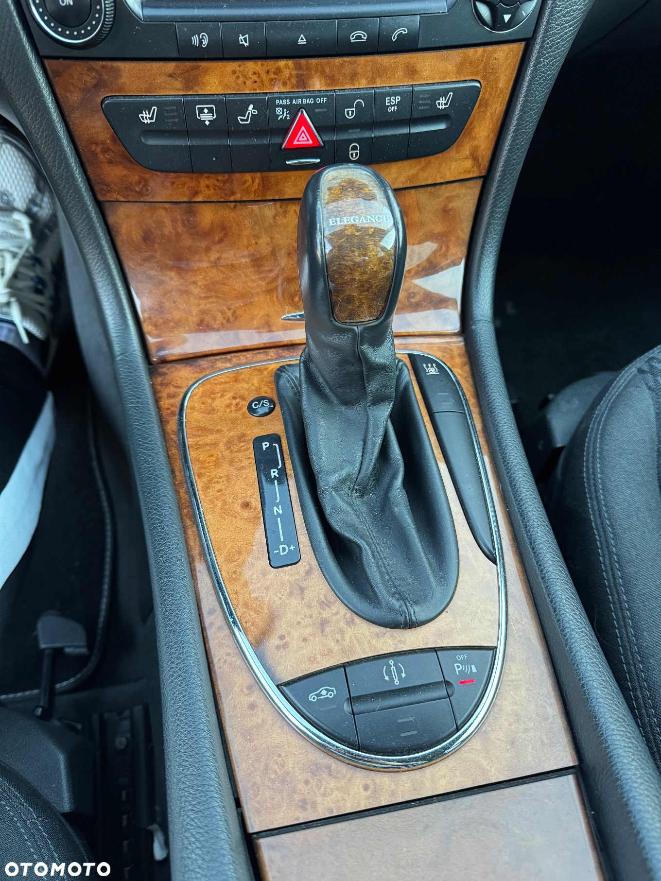 Mercedes-Benz Klasa E 320 CDI Elegance - 19