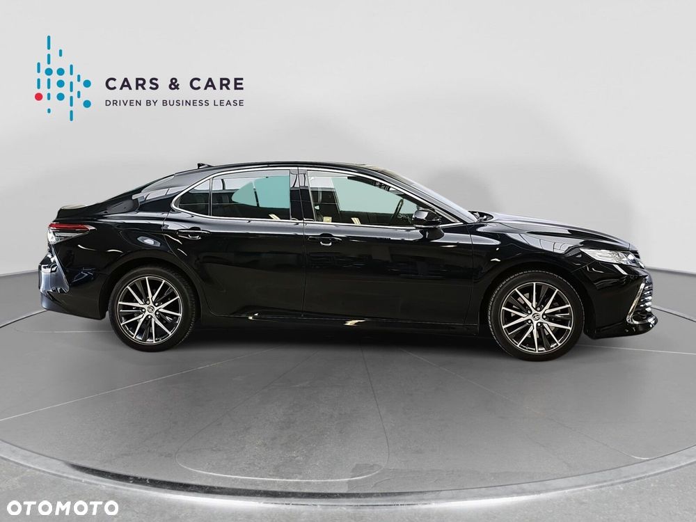 Toyota Camry 2.5 Hybrid Executive CVT - 24