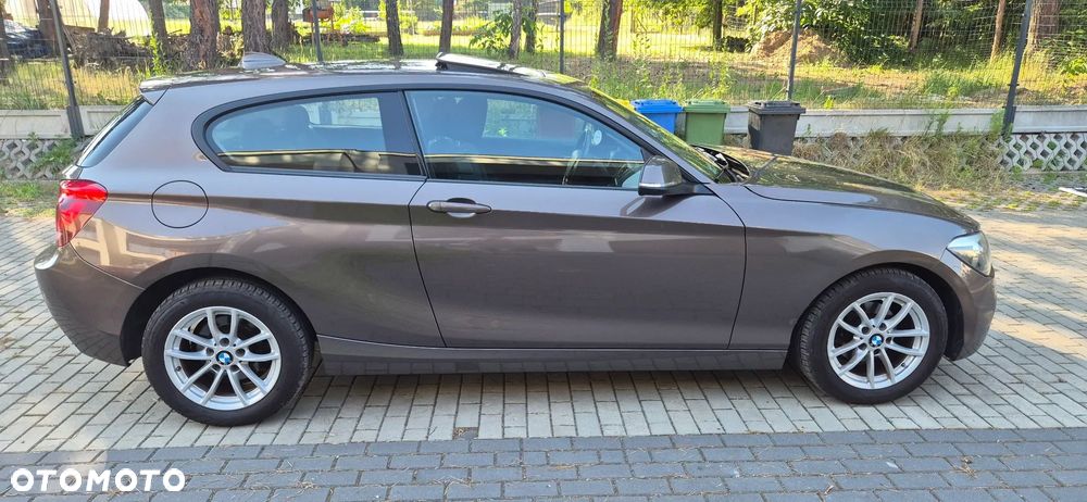 BMW Seria 1 116i - 5