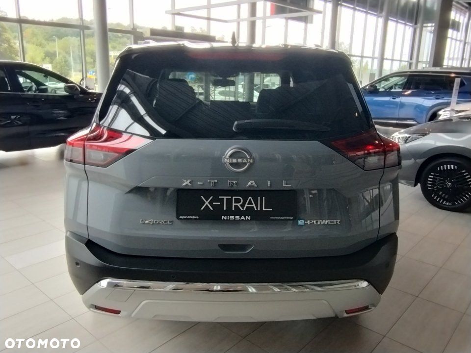Nissan X-Trail - 4