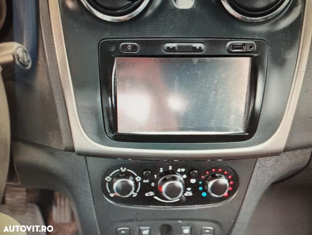 Dacia Sandero 0.9 90CP Ambiance - 5