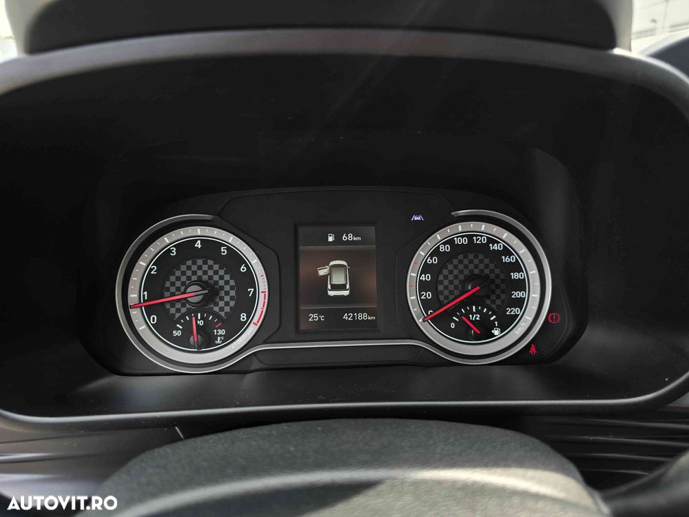 Hyundai i20 - 12