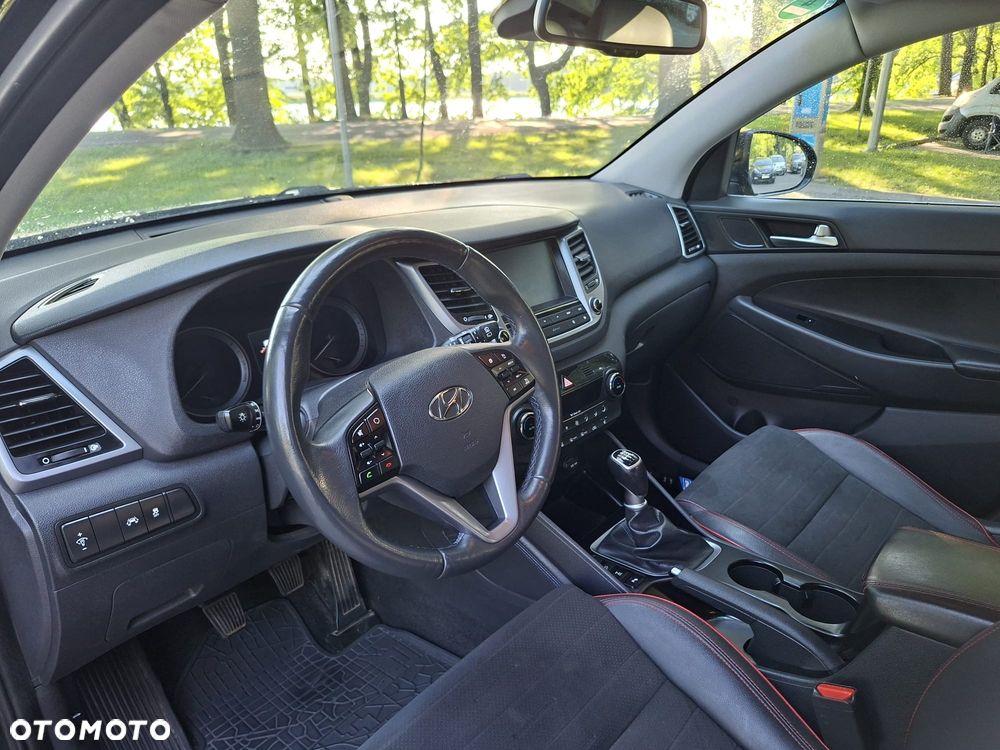 Hyundai Tucson 1.6 Turbo 4WD Intro Edition - 12