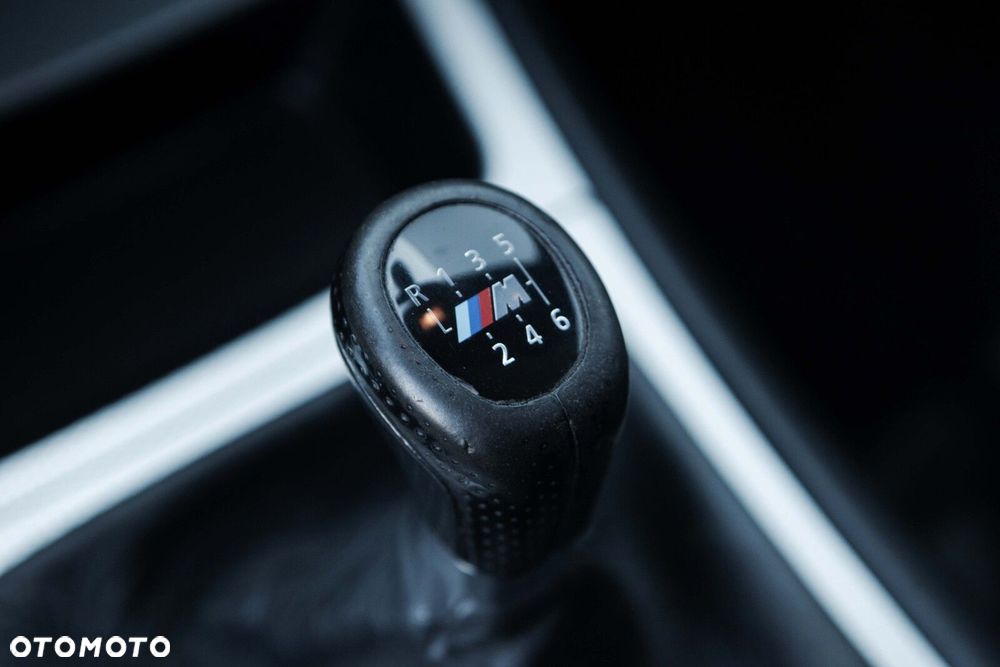 BMW Seria 1 130i - 28