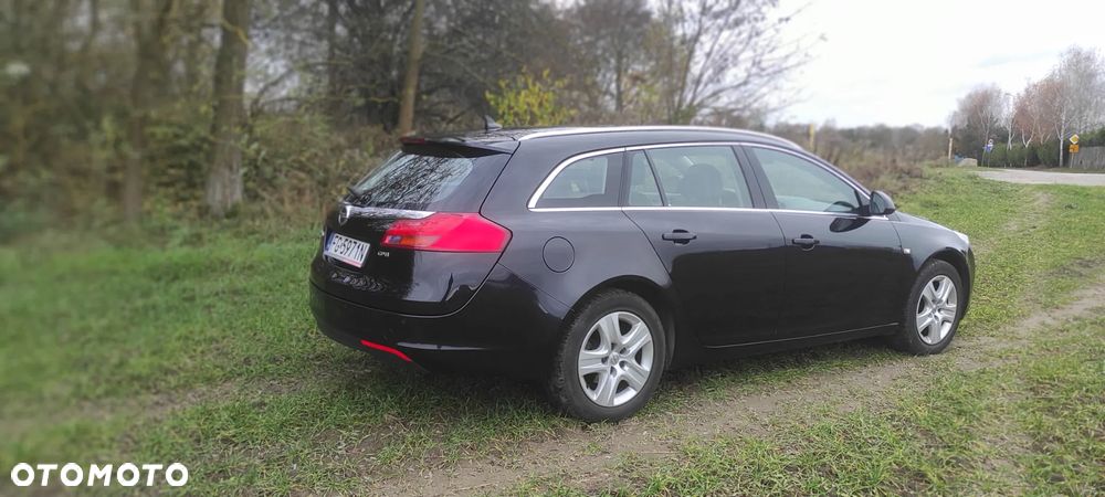 Opel Insignia 2.0 CDTI - 16