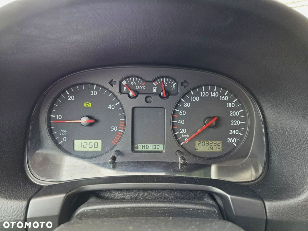 Volkswagen Golf - 17