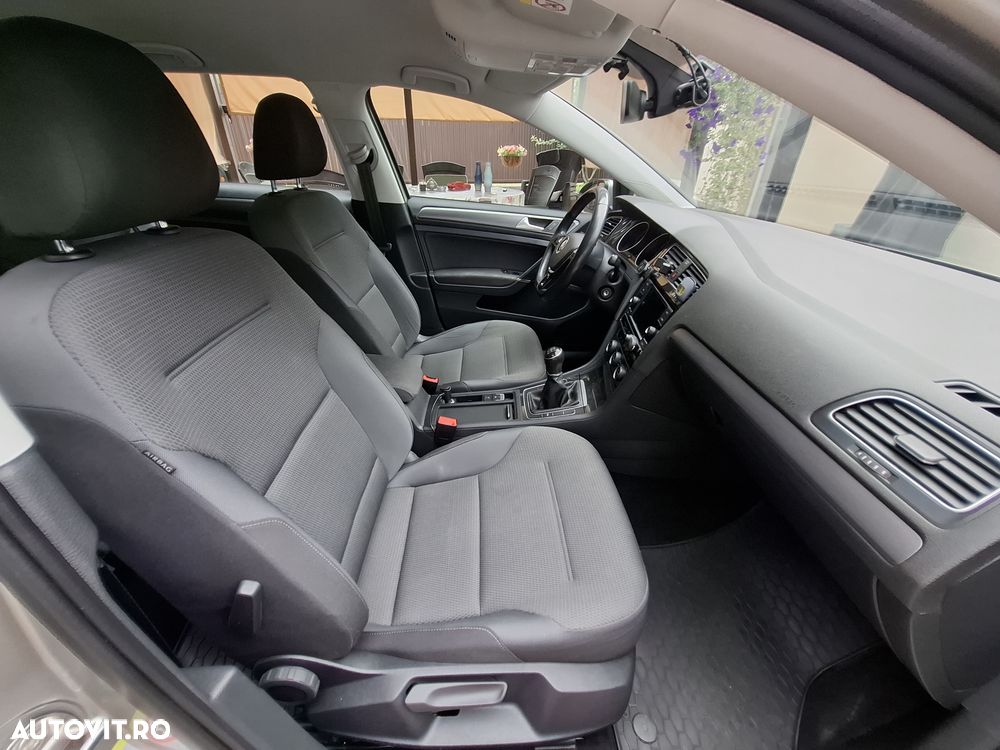 Volkswagen Golf 1.5 TSI Comfortline - 24