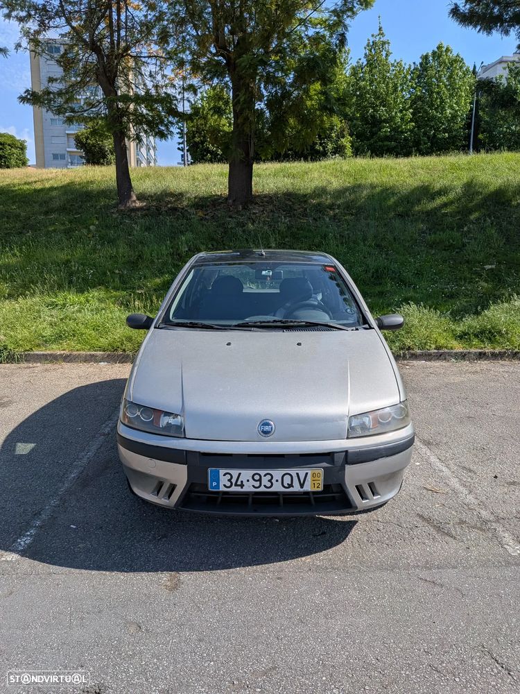 Fiat Punto 1.2 16V ELX - 2