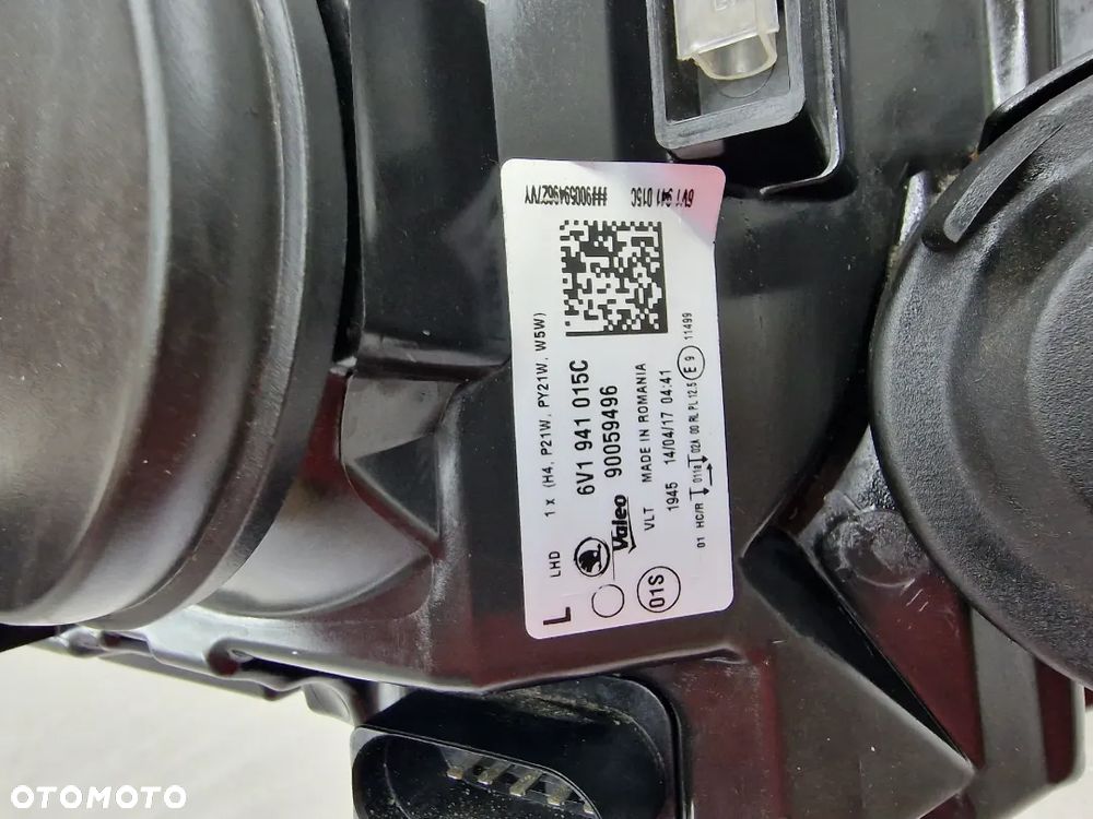 SKODA FABIA III 6V1 14- ZWYKŁA LEWA LAMPA PRZEDNIA PRZÓD , NR 6V1941015C , NR AUKCJI LL133 - 16