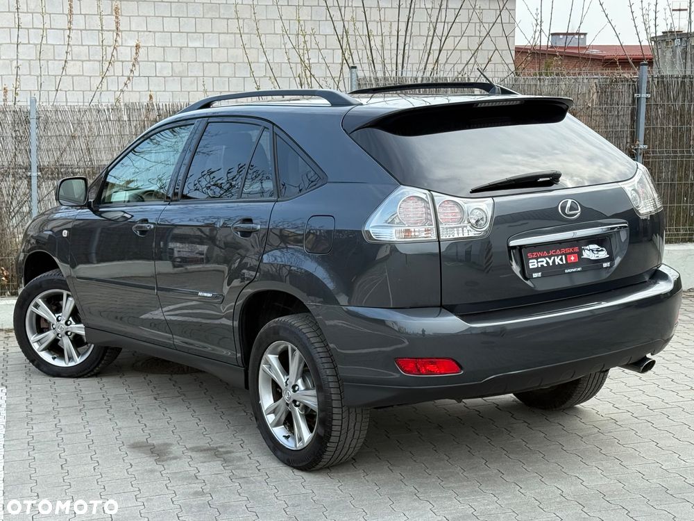 Lexus RX - 9