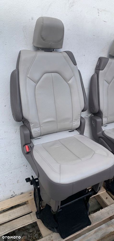 U7 CHRYSLER PACIFICA II 16- FOTEL LEWY TYŁ II RZĄD SKÓRA - 7