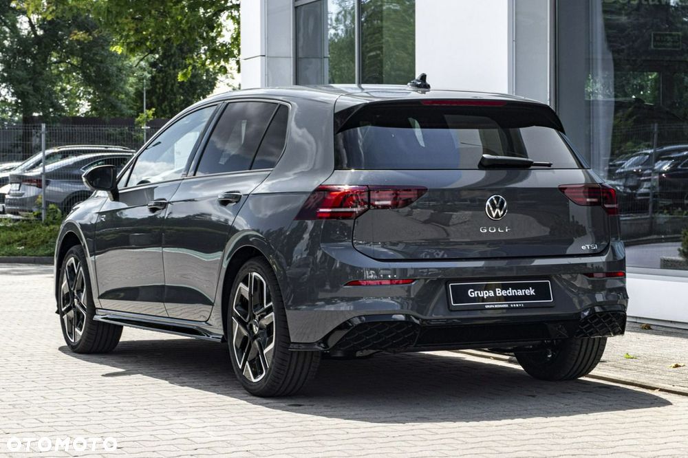 Volkswagen Golf - 7