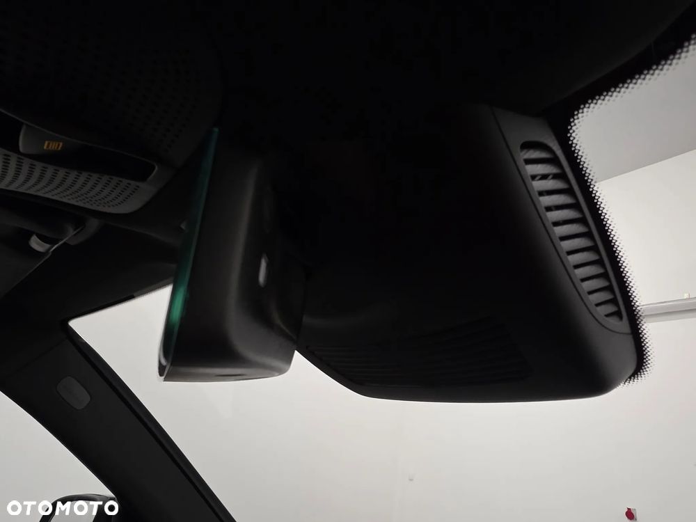 Mercedes-Benz GLC 300 de 4Matic 9G-TRONIC AMG Line Plus - 28