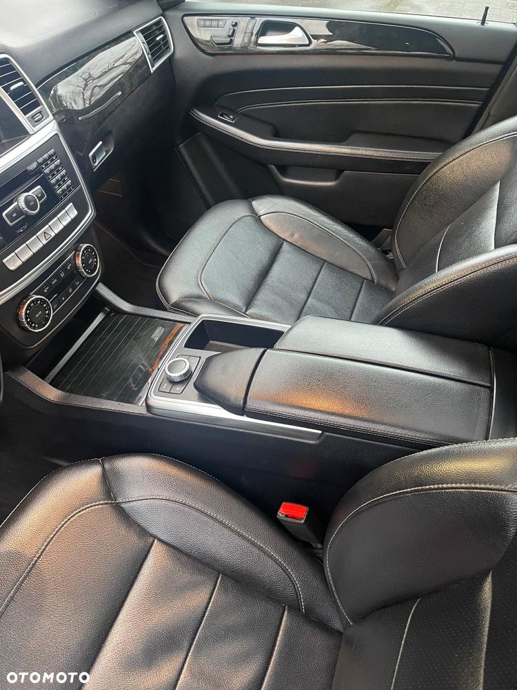 Mercedes-Benz ML 350 BlueTEC 4-Matic - 27