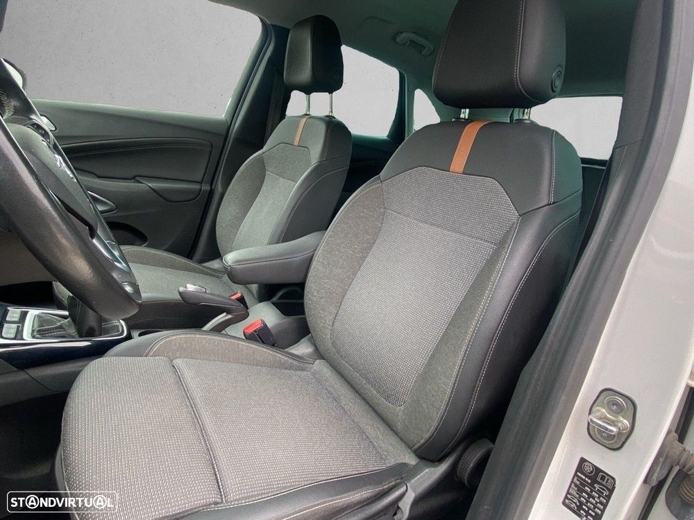 Opel Crossland 1.2 T Business Edition - 9