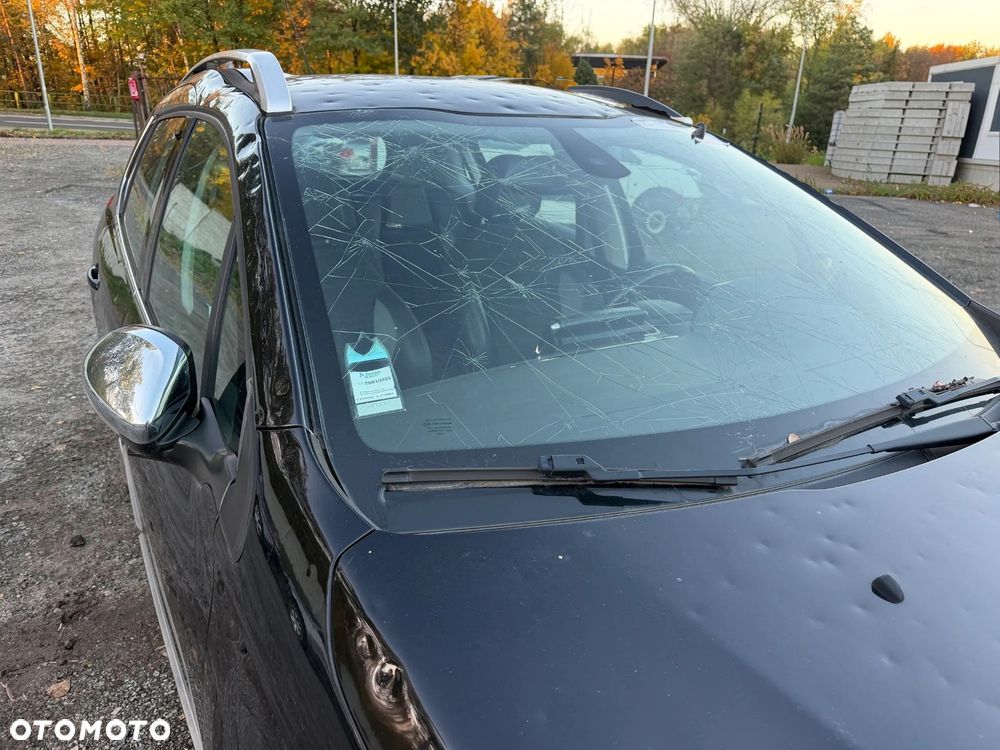Peugeot 2008 1.6 BlueHDi Allure - 6