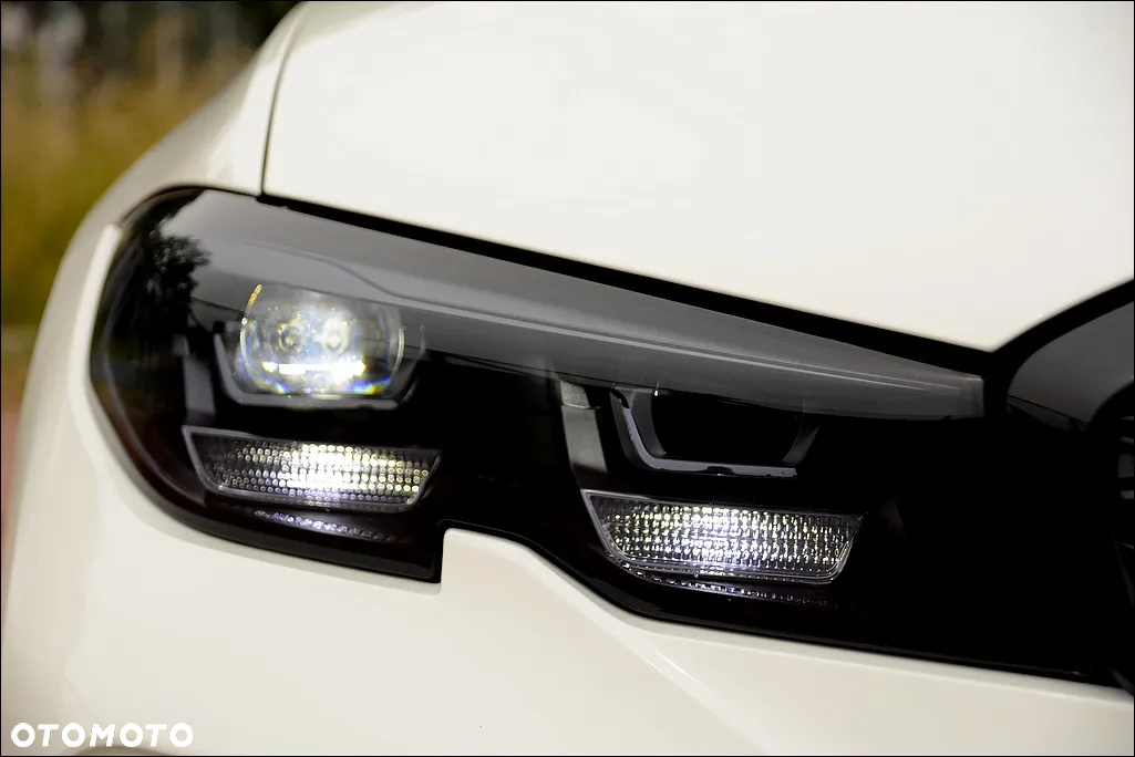 BMW Seria 3 320d xDrive M Sport sport - 37