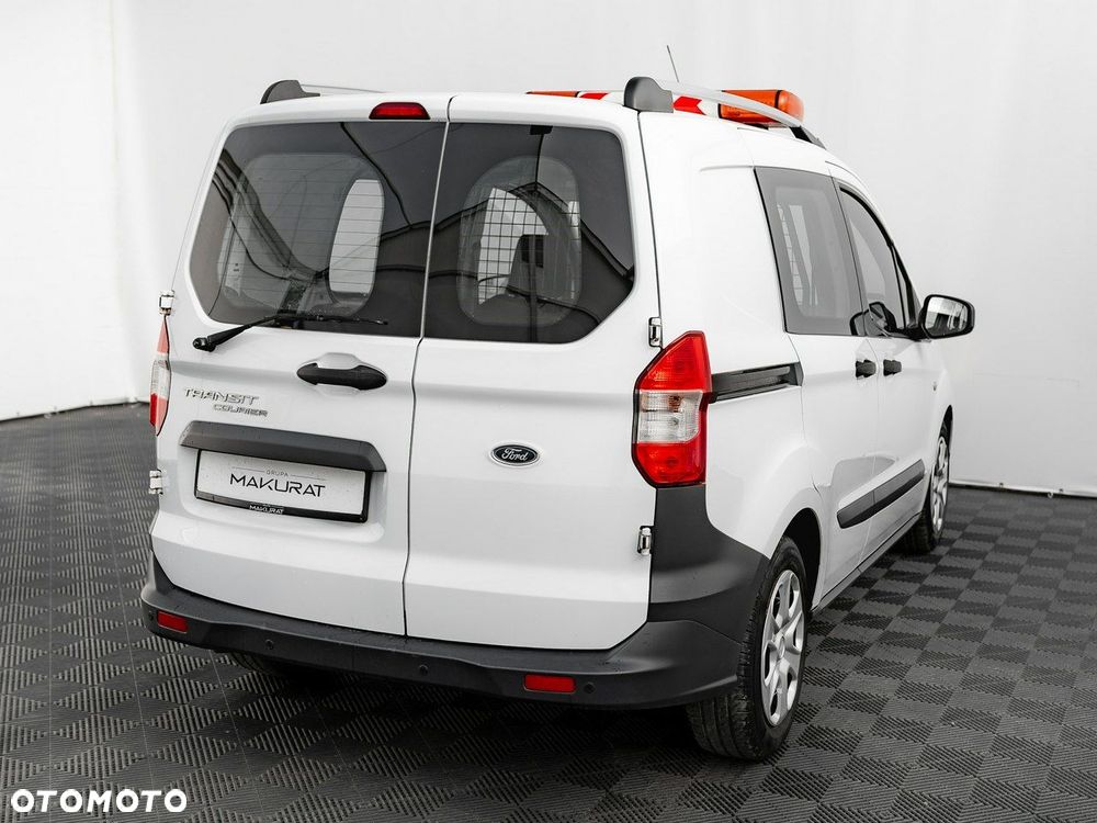 Ford Transit Courier - 6