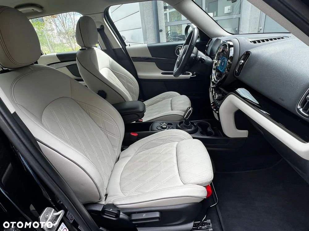 MINI Countryman Cooper Untamed Edition - 19