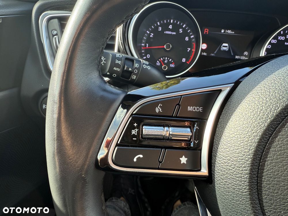 Kia XCeed 1.5 T-GDI L Business Line DCT - 14