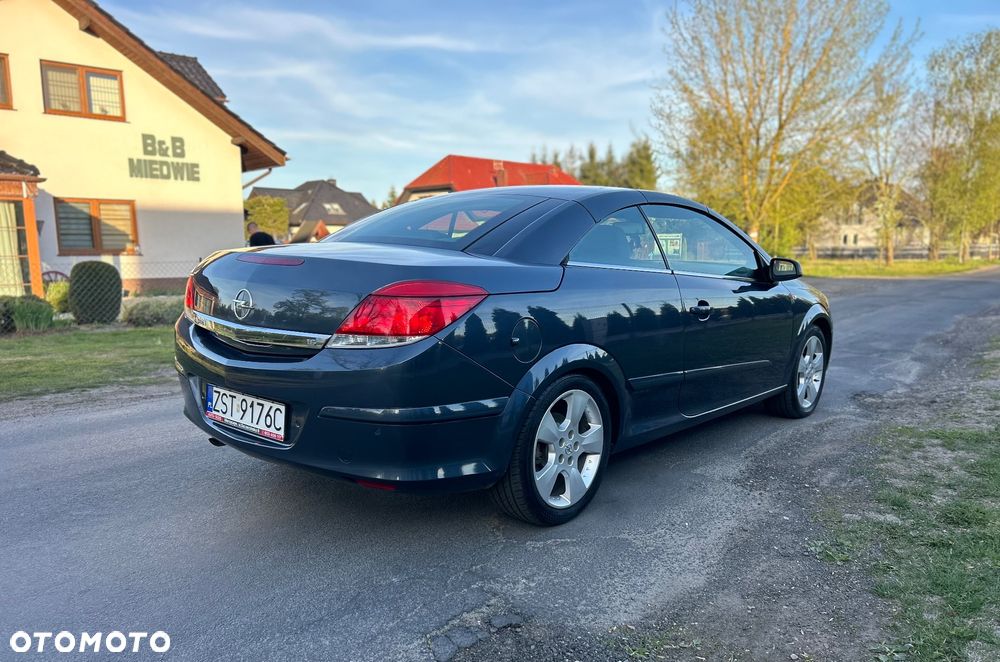 Opel Astra 1.6 Edition - 19