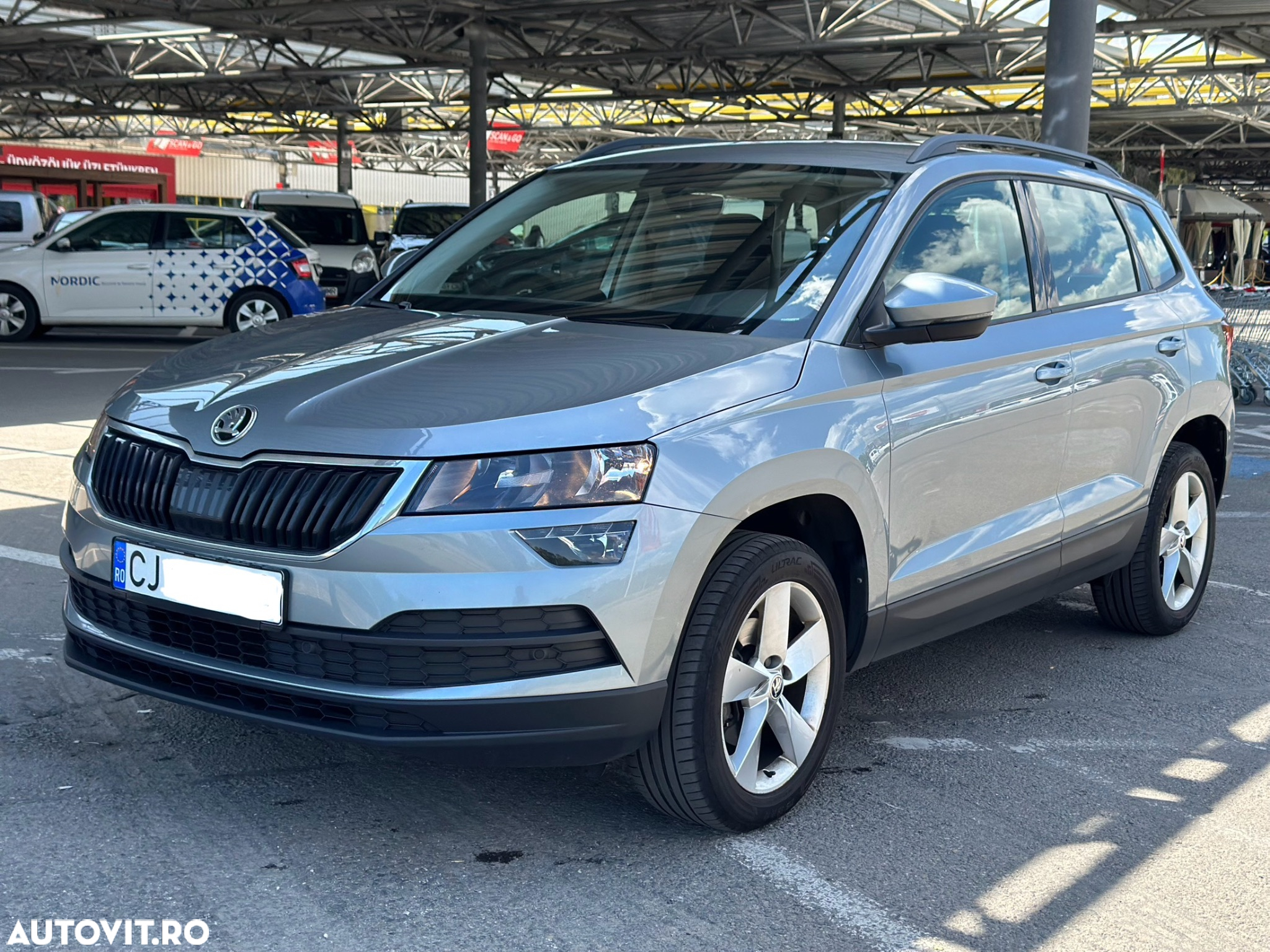 Skoda Karoq 1.0 TSI DSG Style - 2