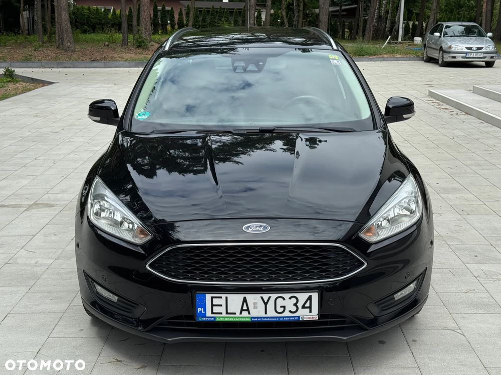 Ford Focus 1.0 EcoBoost Titanium - 4