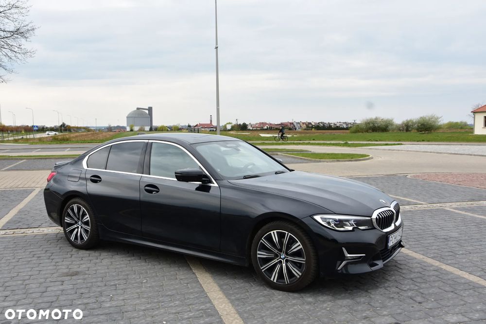 BMW Seria 3 320d Luxury Line - 15