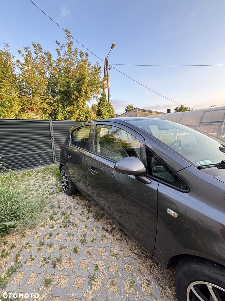 Opel Corsa - 3