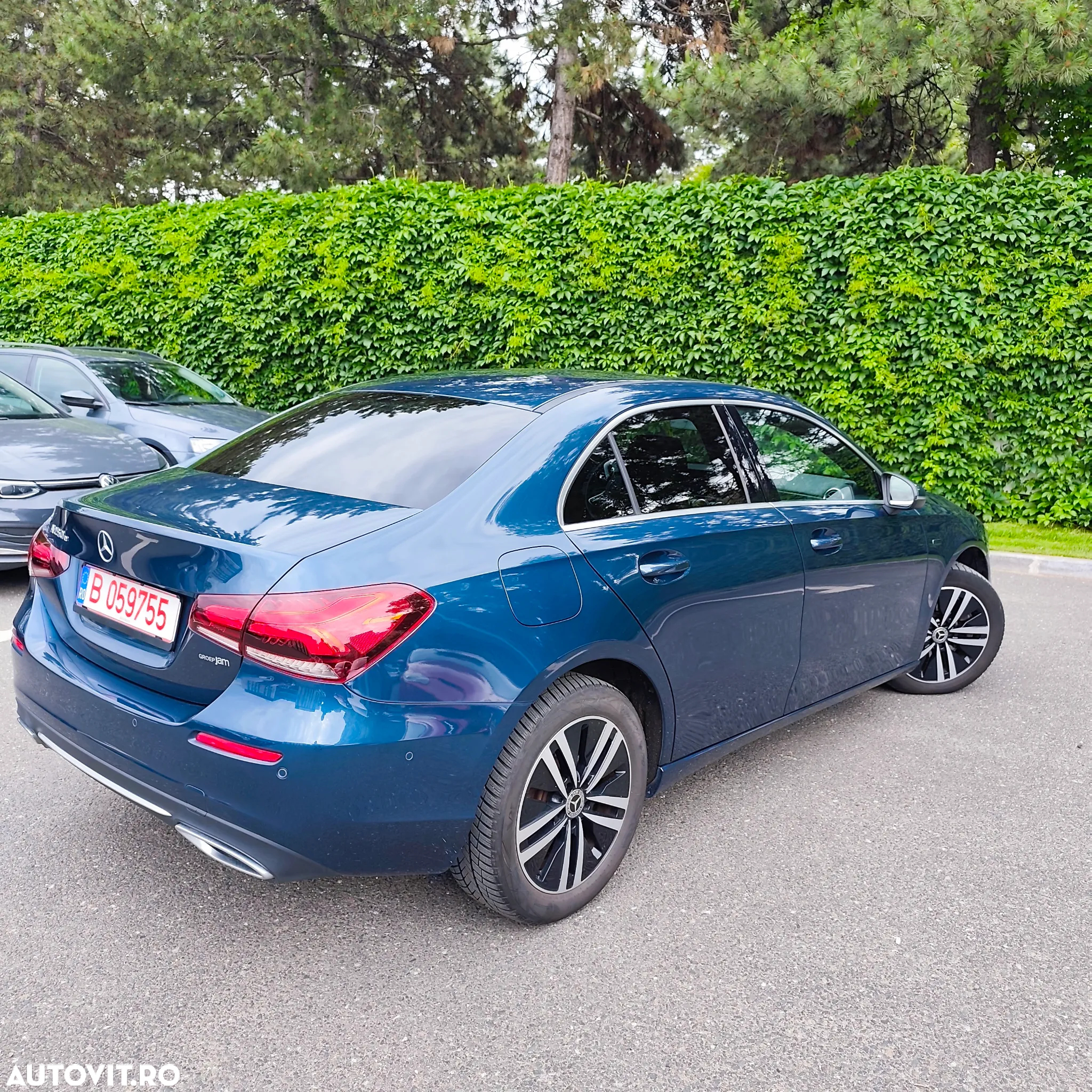 Mercedes-Benz A 250 e 8G-DCT Progressive - 4