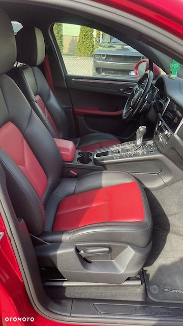 Porsche Macan - 15