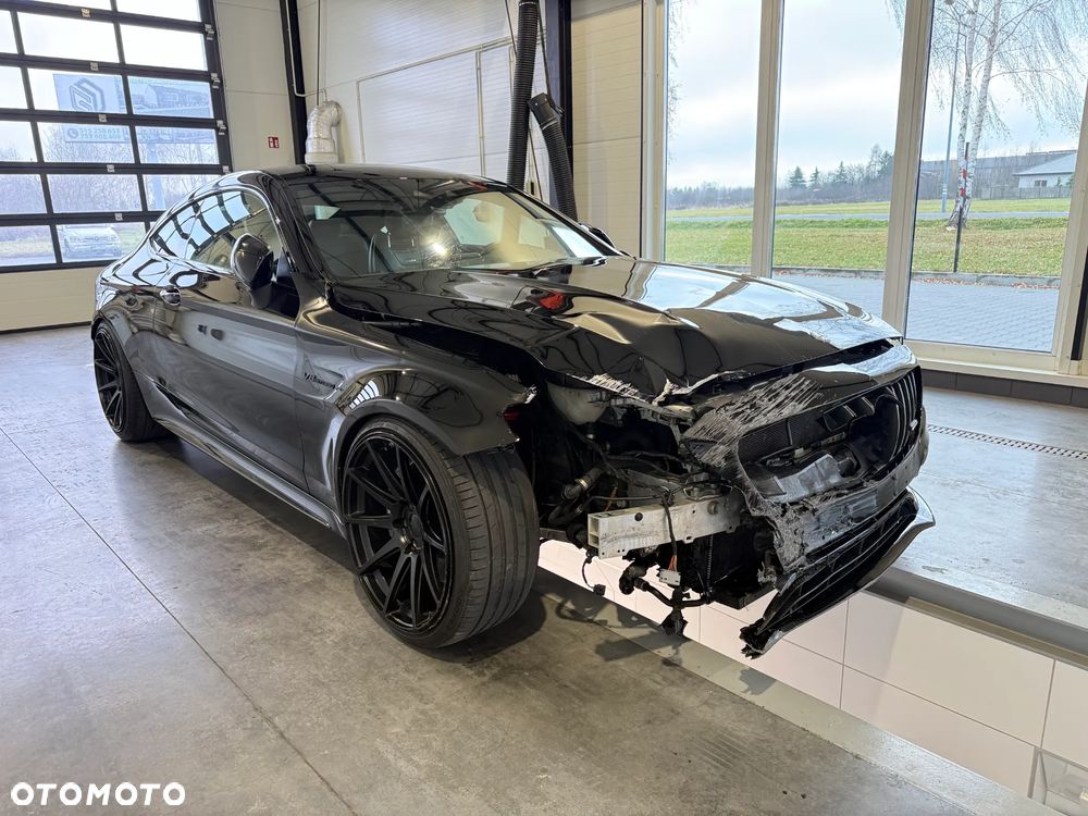 Mercedes-Benz Klasa C AMG 63 AMG Speedshift MCT 9G - 2