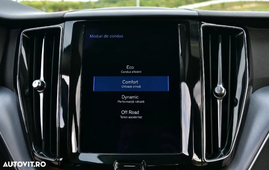 Volvo XC 60 - 8