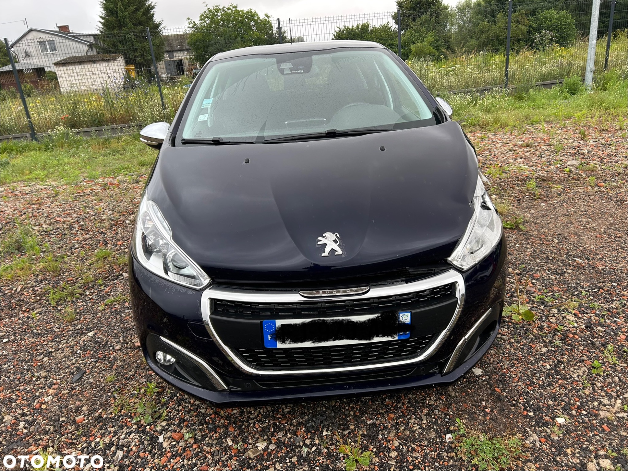 Peugeot 208 - 10