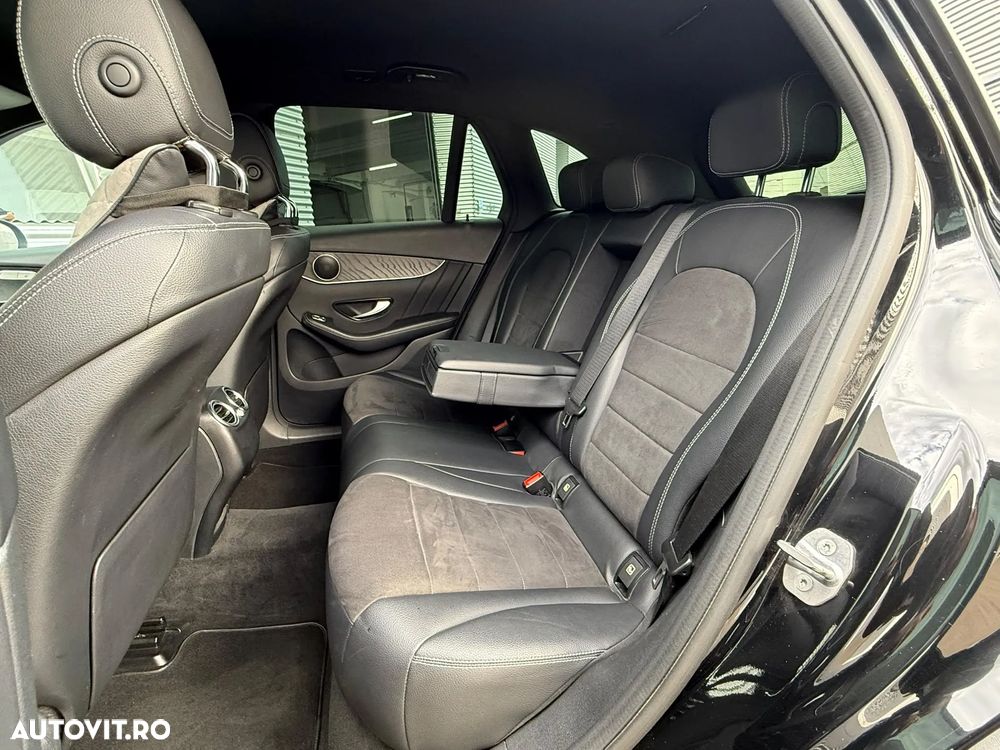 Mercedes-Benz GLC 220 d 4MATIC 9G-TRONIC AMG Line - 21