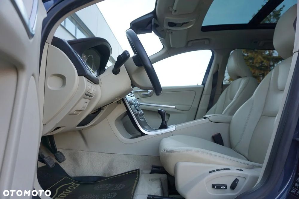 Volvo XC 60 D4 Summum - 23