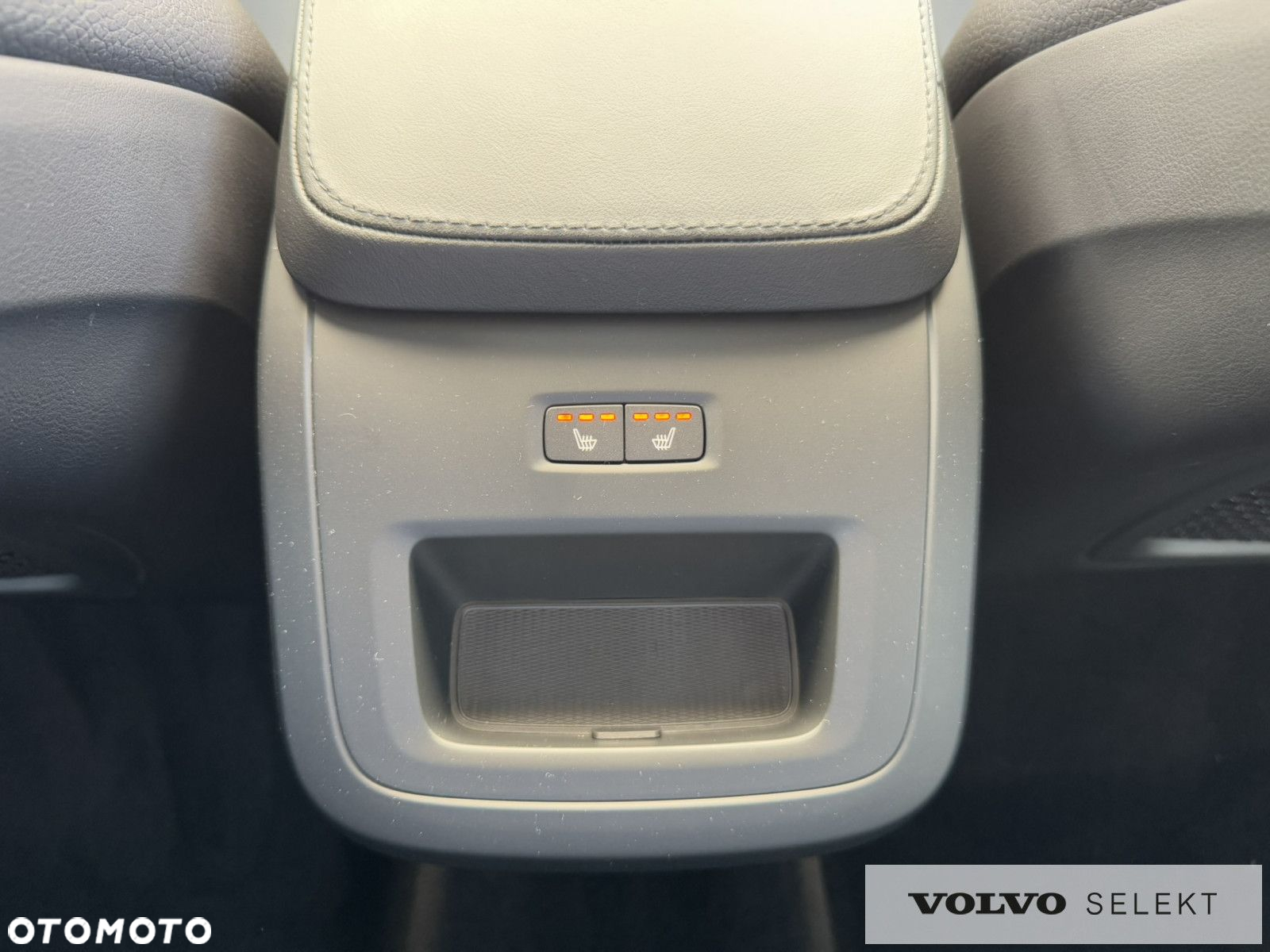 Volvo XC 90 - 23