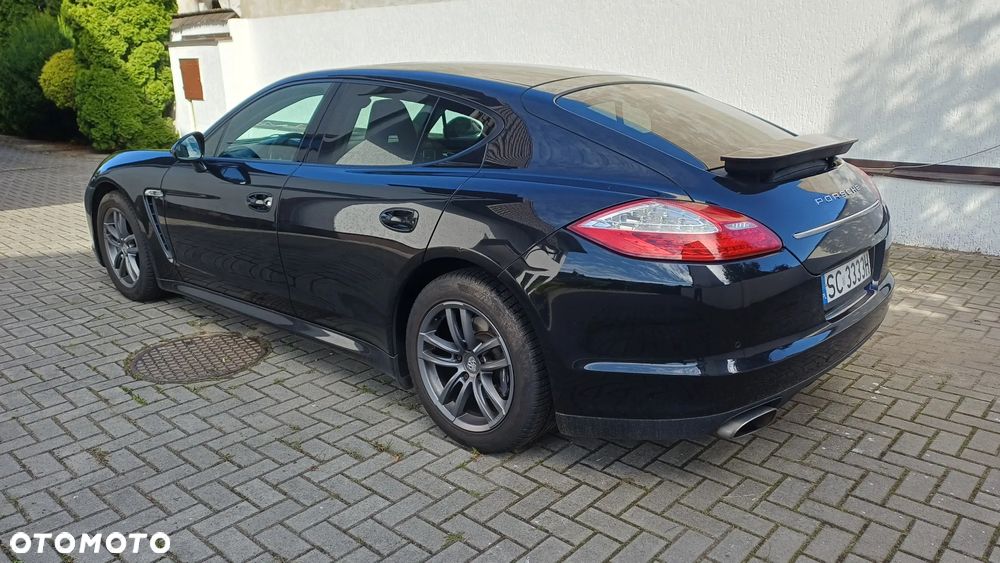 Porsche Panamera 4 - 6